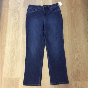 NWT Gloria Vanderbilt “Amanda” Blue Jeans, Size 8P